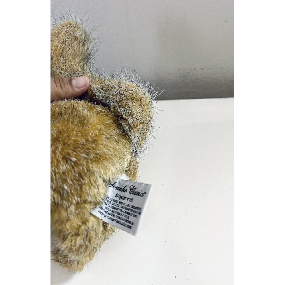 Beautiful Yomiko Classics Squirrel Stuffed Soft Toy Plush 10" - Picture 4 of 5